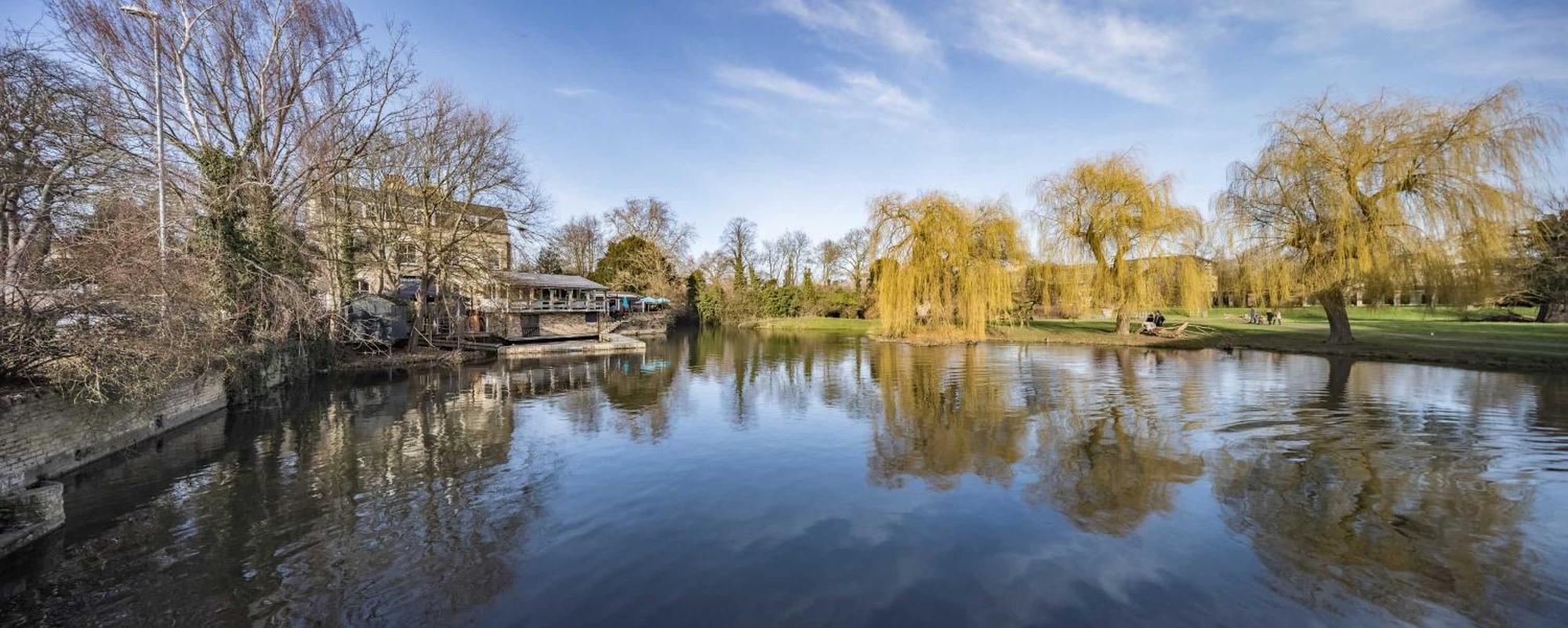 Superb River Views & Parking Cambridge (Cambridgeshire)