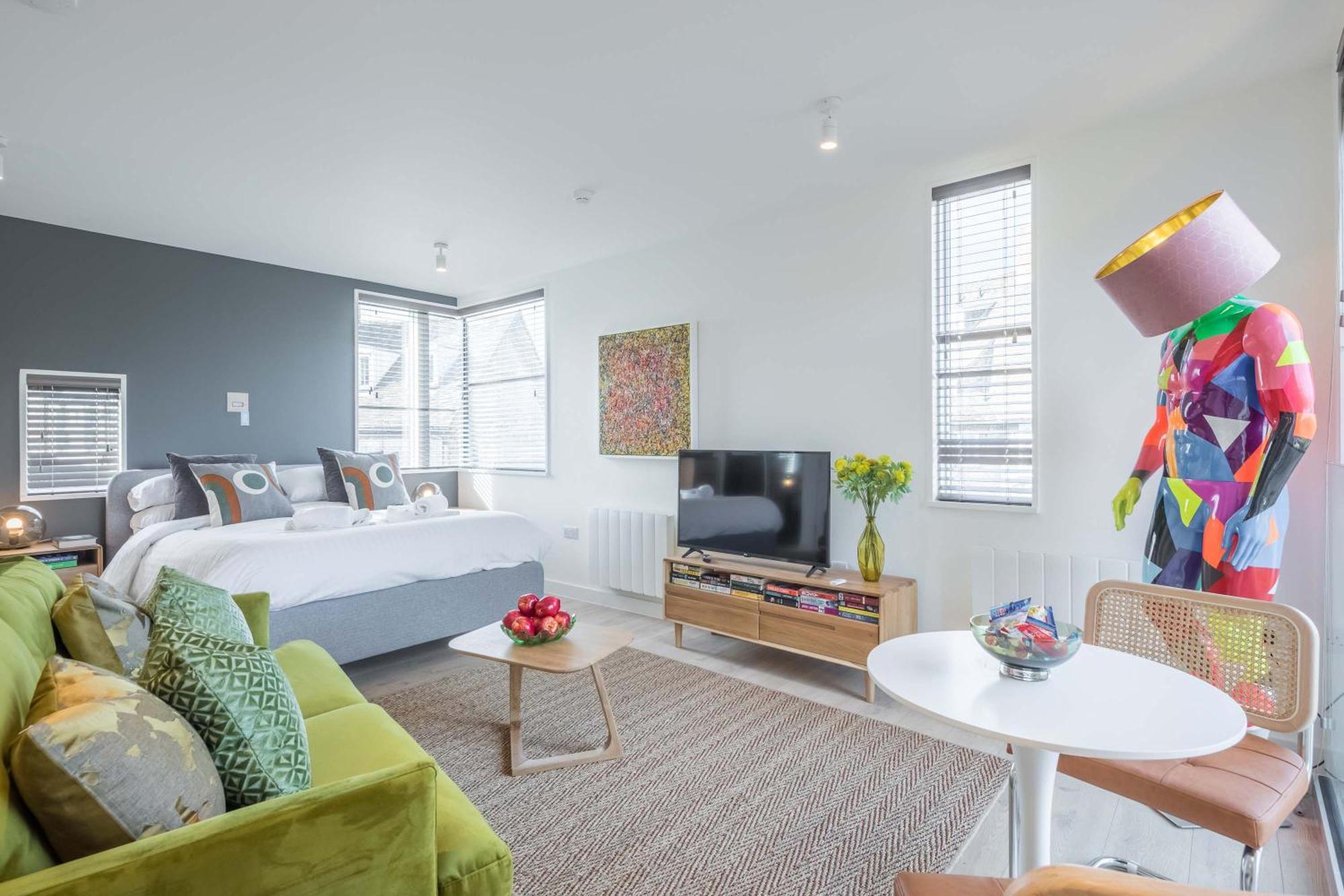 Superb River Views & Parking * Cambridge (Cambridgeshire)