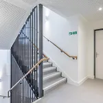 Superb Central Apt River Views & Parking